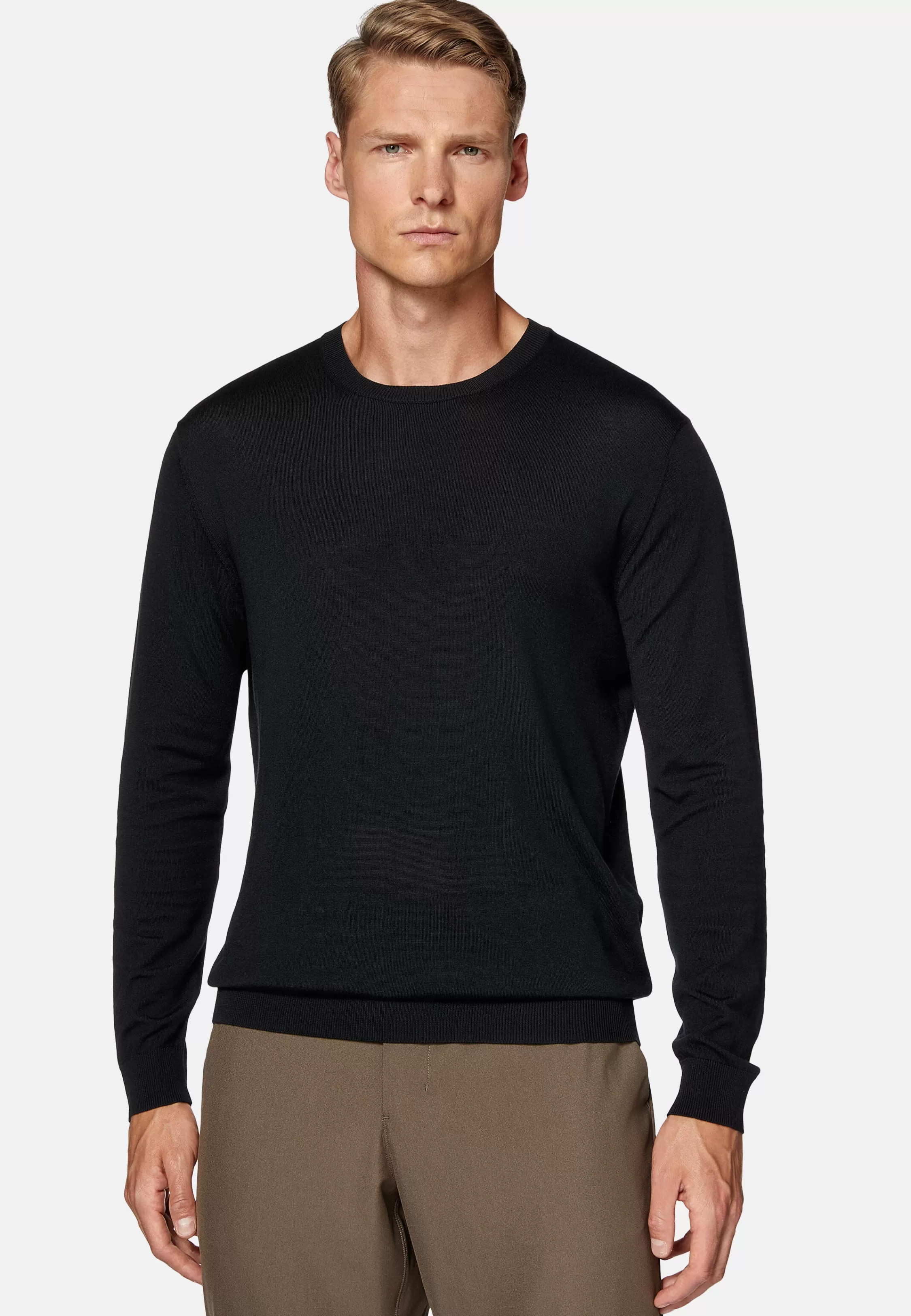 Boggi Milano Black Crew Neck Jumper In Superfine Merino Wool