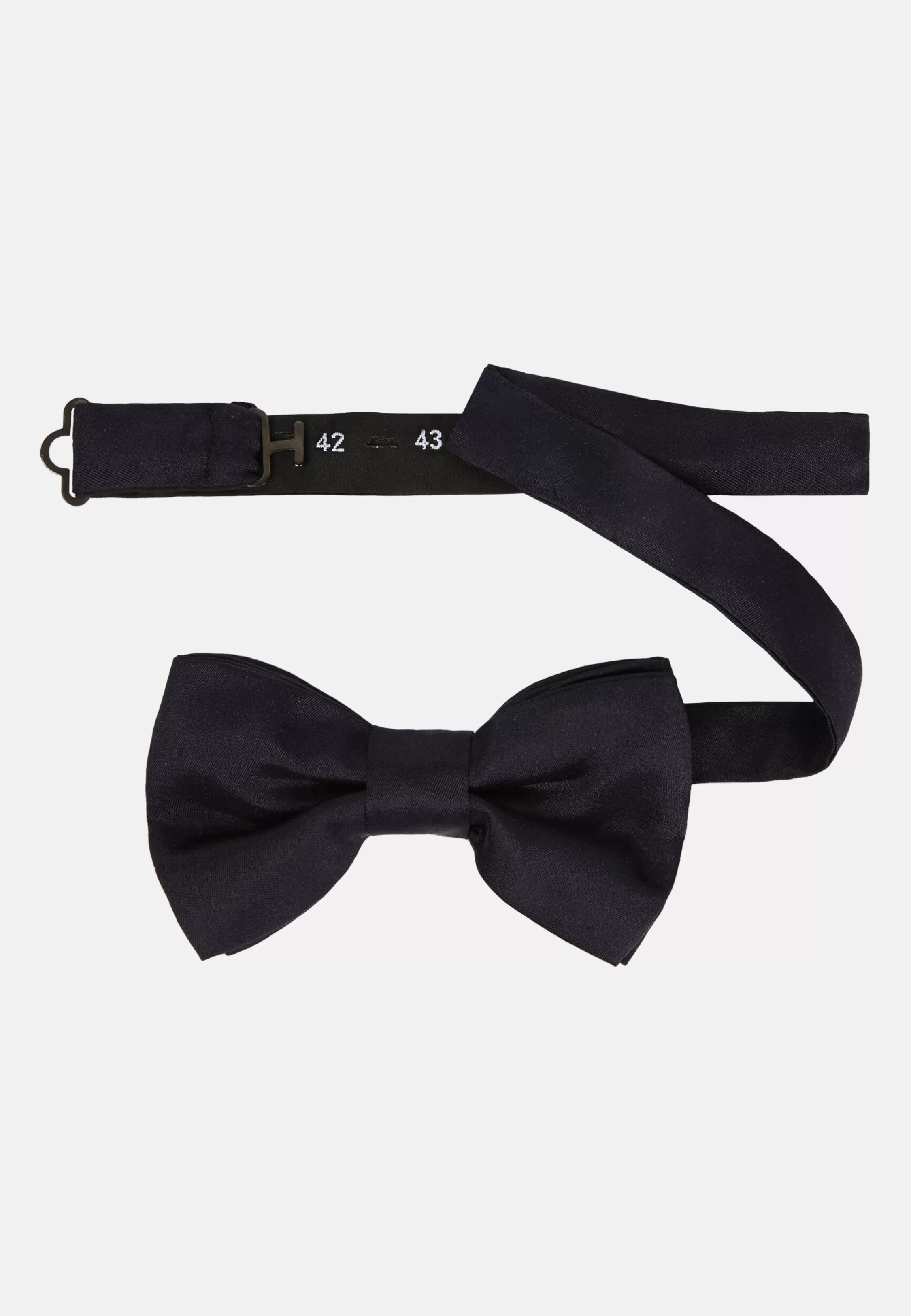 Boggi Milano Knotted Silk Bow Tie