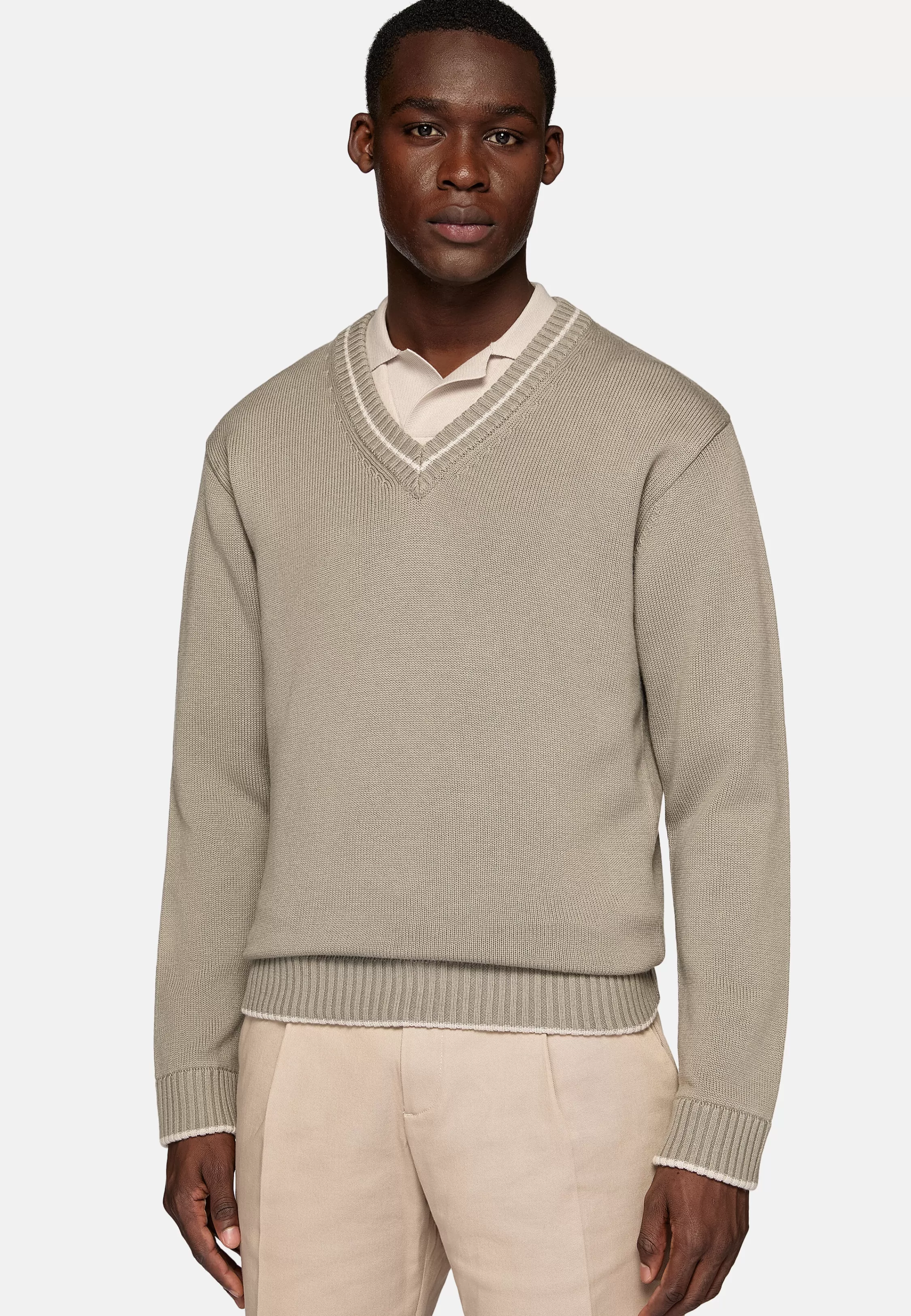 Boggi Milano V Neck Jumper In Organic Cotton Wool