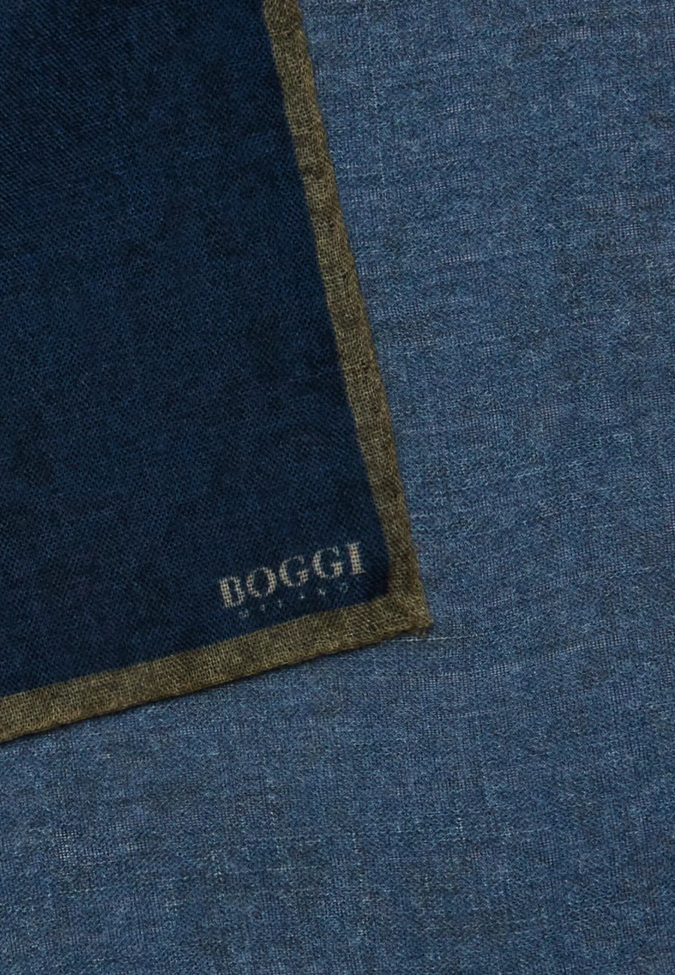 Boggi Milano Wool Pocket Square With Contrasting Edge